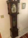 grandfather clock.jpg (58280 bytes)